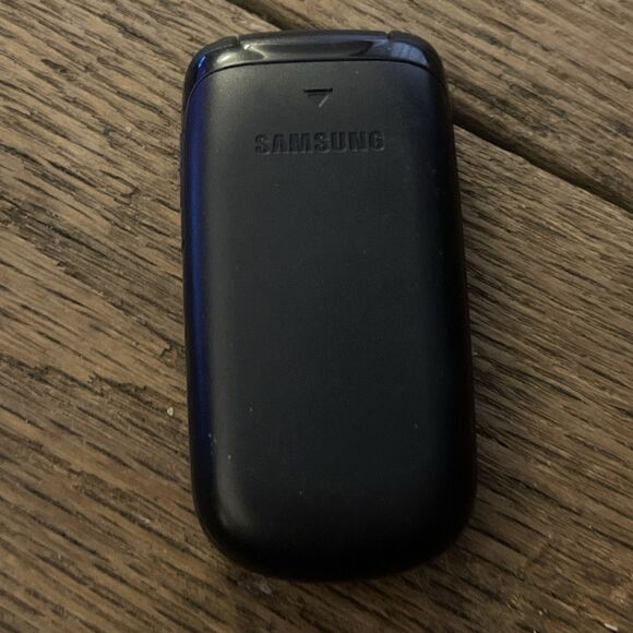 Samsung SGH A107 - Gray & Black Cellular Phone AT&T - Picture 4 of 7